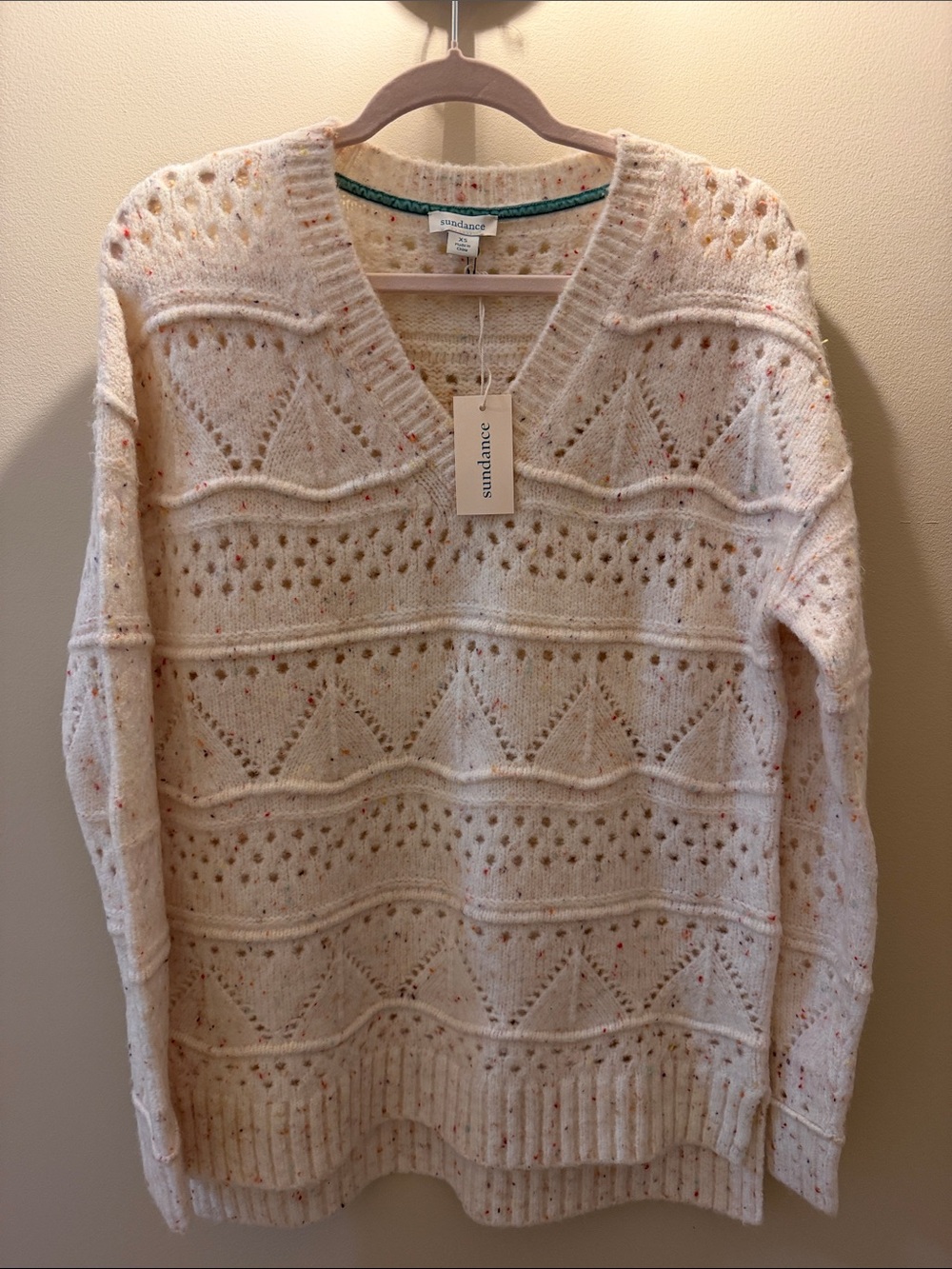 Sundance Cream Speckled V-Neck Knit Sweater